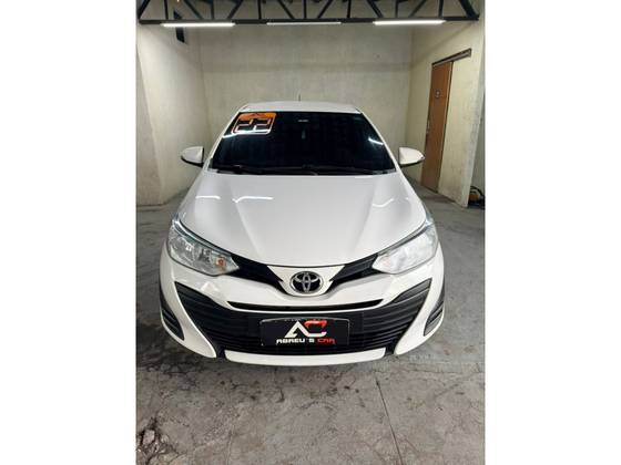 TOYOTA YARIS 1.5 16V FLEX SEDAN XL LIVE MULTIDRIVE